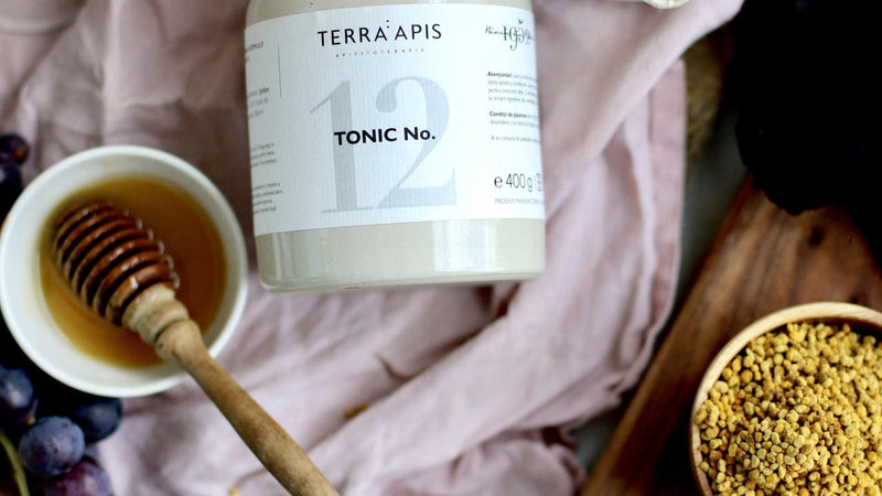 Tonic Apiarium No. 12 – tonic apicol adaptogen cu miere, polen crud, propolis și lăptișor de matcă crud, pentru claritate mentală și vitalitate