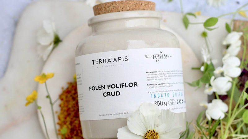 Polen crud poliflor Apiarium în borcan ceramic, sursă naturală de nutrienți