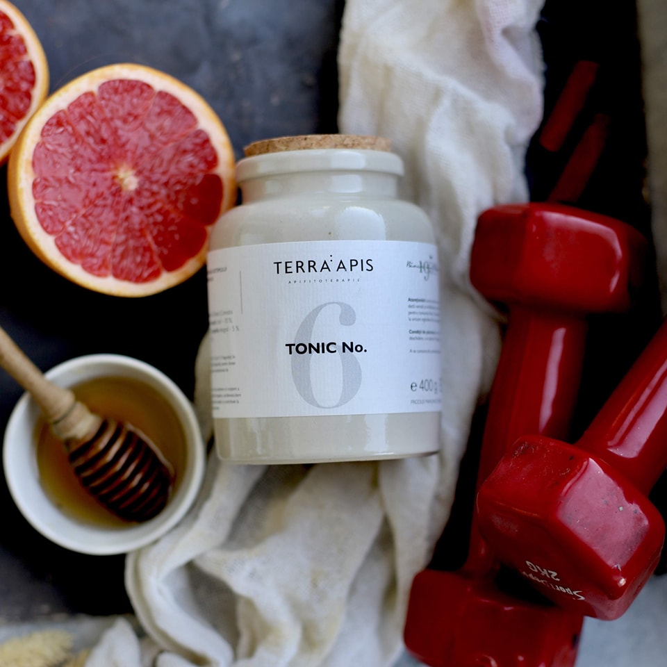 onic No. 6 Apiarium în recipient ceramic, amestec apicol premium cu miere, polen crud, cătină, lăptișor de matcă, armurariu și semințe de cânepă.