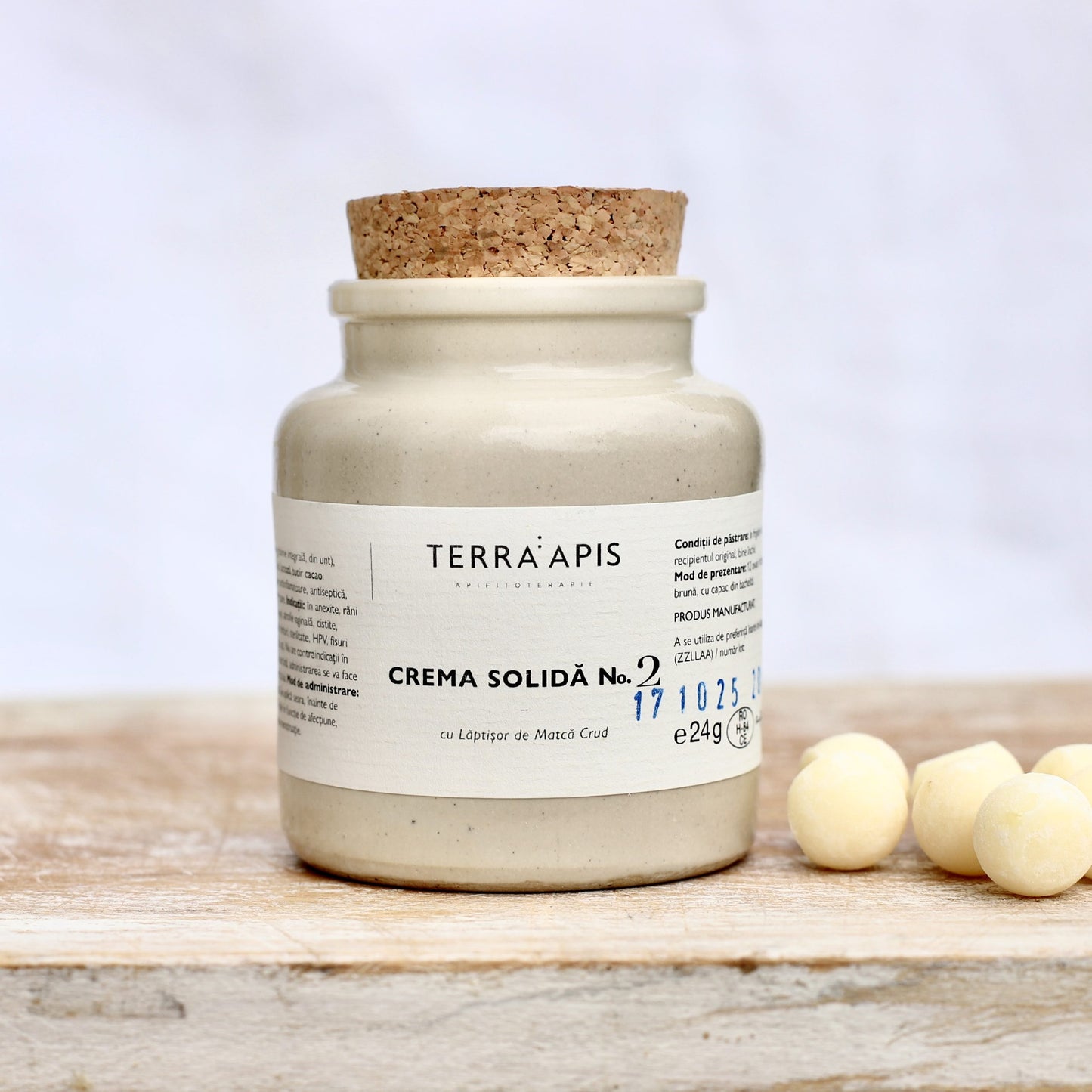 Apiarium, ovule, laptișor de matcă crud, menopauză