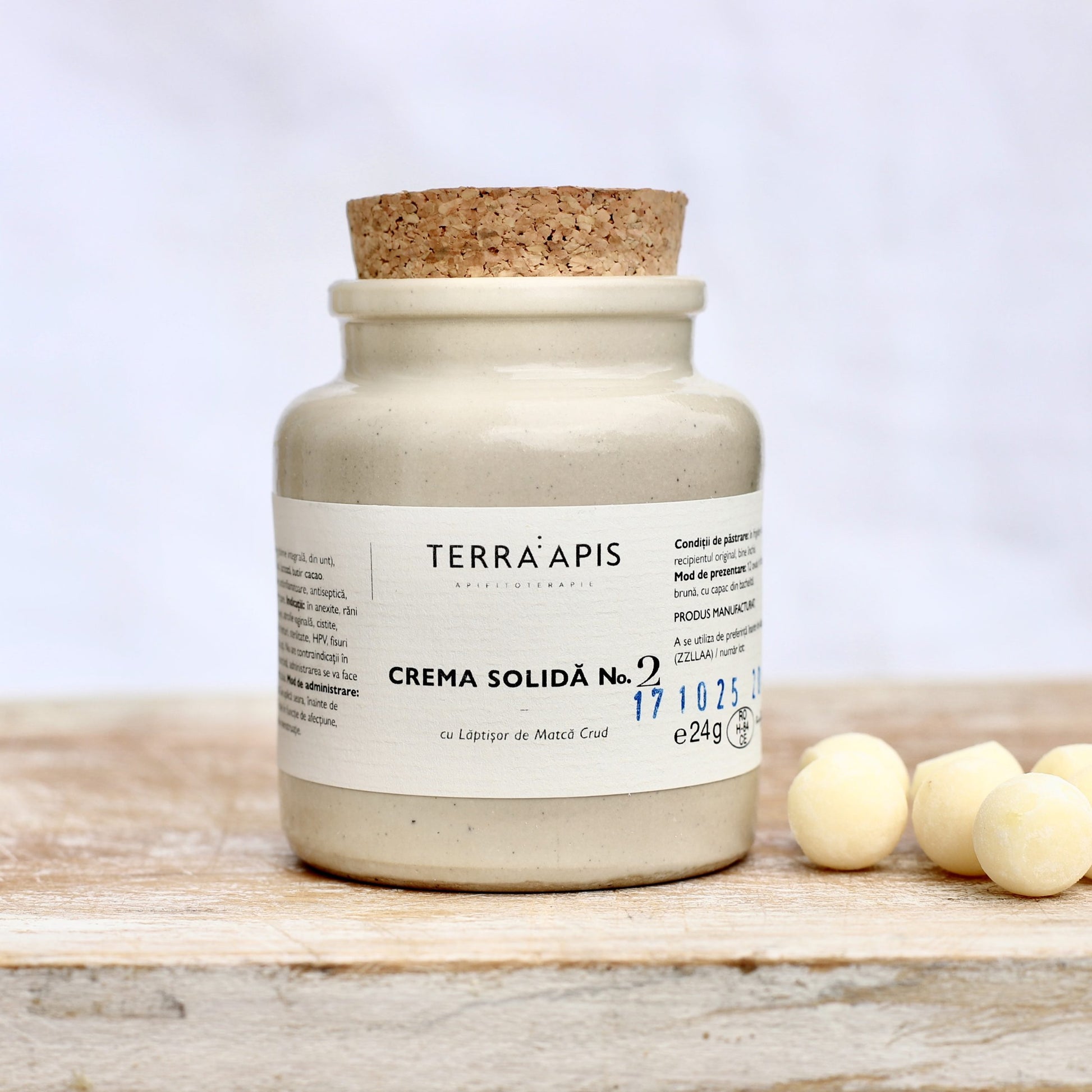 Apiarium, ovule, laptișor de matcă crud, menopauză